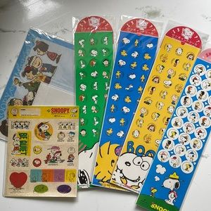 Vintage Snoopy Charlie Brown stationary set lot